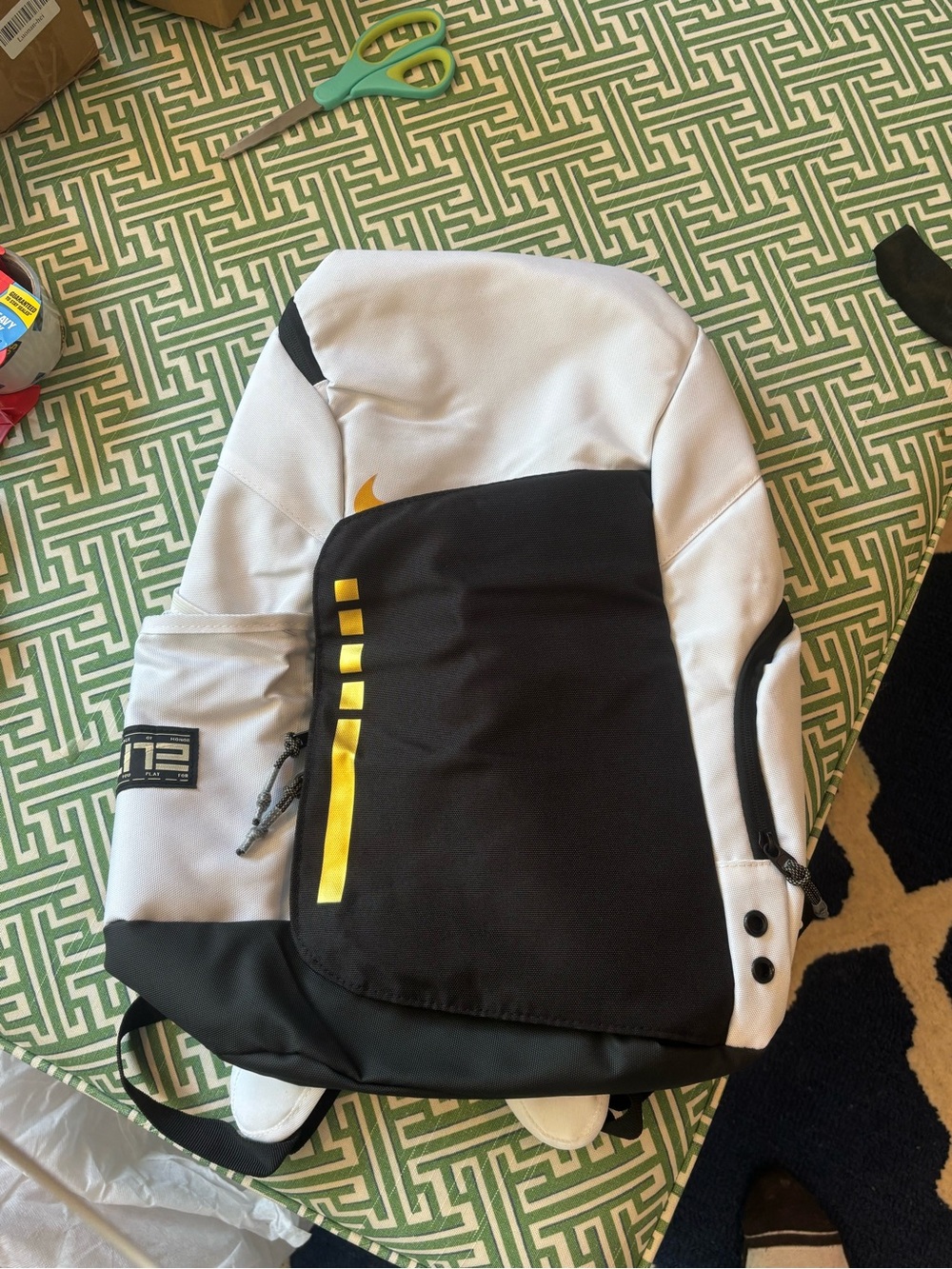Nike Elite Pro 32L Basketball Backpack - White/Gold